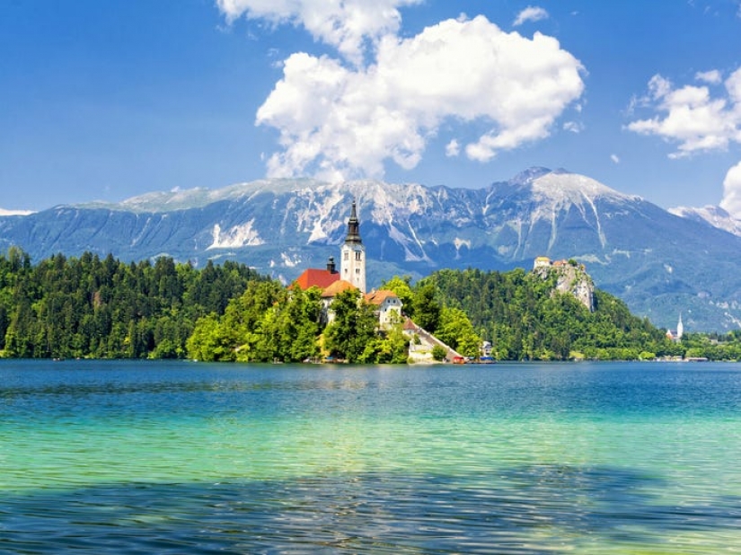 6 most beautiful lakeside cities in Europe