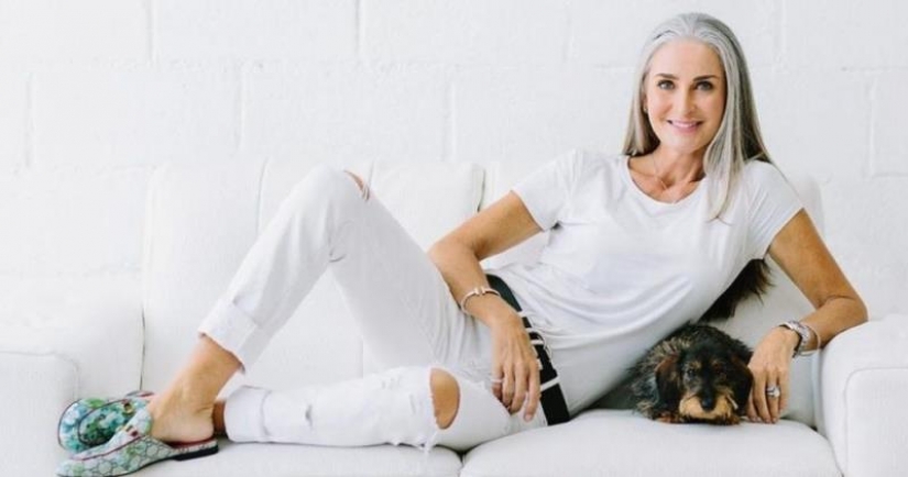 7 secrets of the youth of 56-year-old model Caroline Labouchere - Pictolic