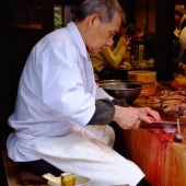 9 Japanese traditions far beyond our comprehension
