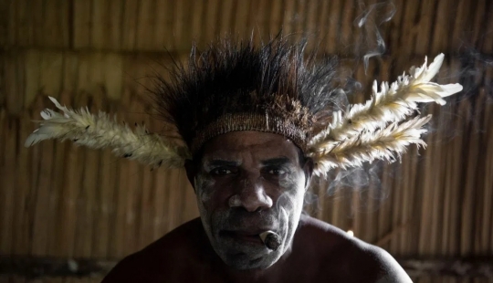 A tribe of cannibals from the inside: the cannibals of New Guinea who ate the Rockefeller Foundation 60 years ago