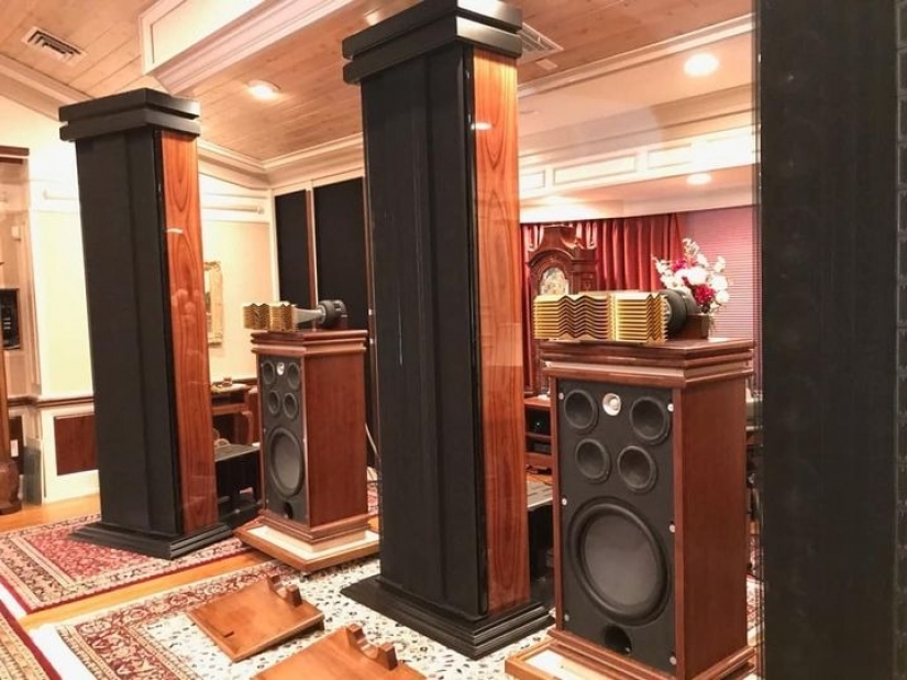 Absolute hearing: Audiophile spent 25 years creating a stereo system with the purest sound