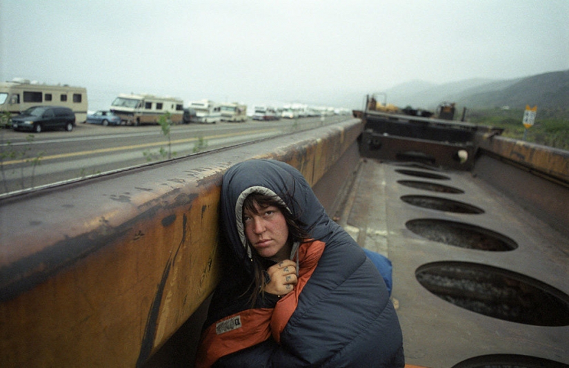 Al margen: otra América en la lente del fotógrafo punk Mike Brody