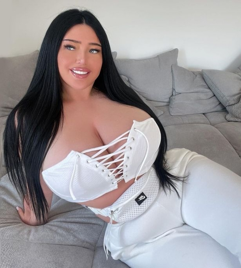 Claudia rivier onlyfans