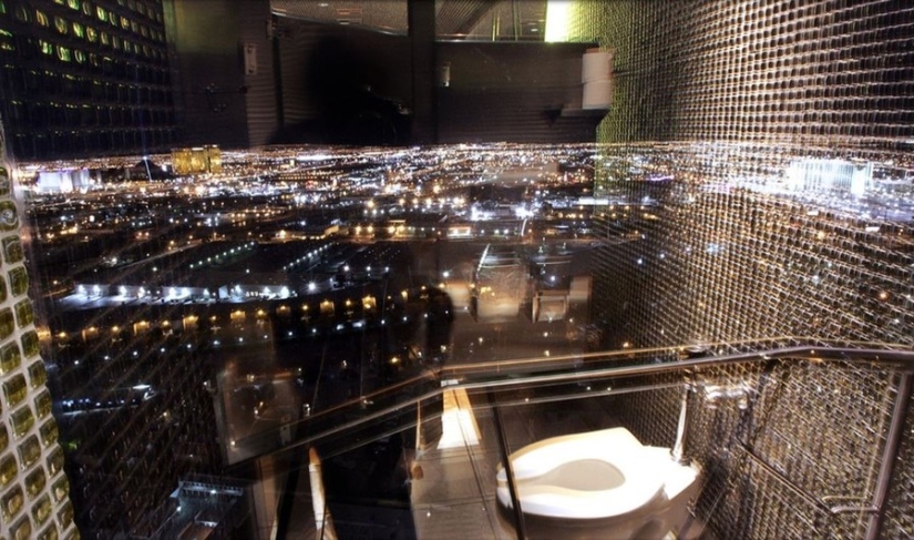 As in the palm of your hand: 20 toilet rooms from different parts of the world that amaze with magnificent views