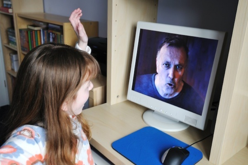 Atrapados por pervertidos en línea: Historias sobre cómo los niños han sufrido a causa de los acosadores en línea