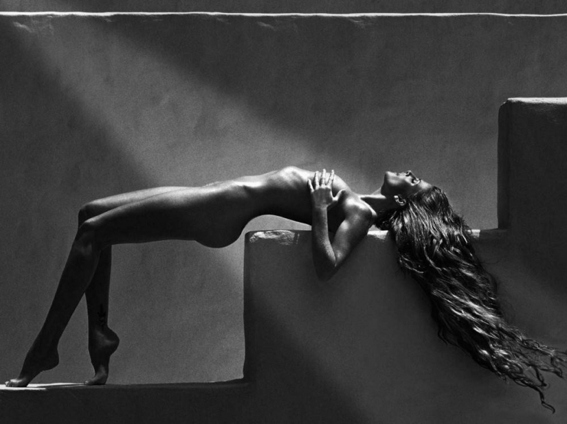Black and white nude: Ideal women by Marco Glaviano