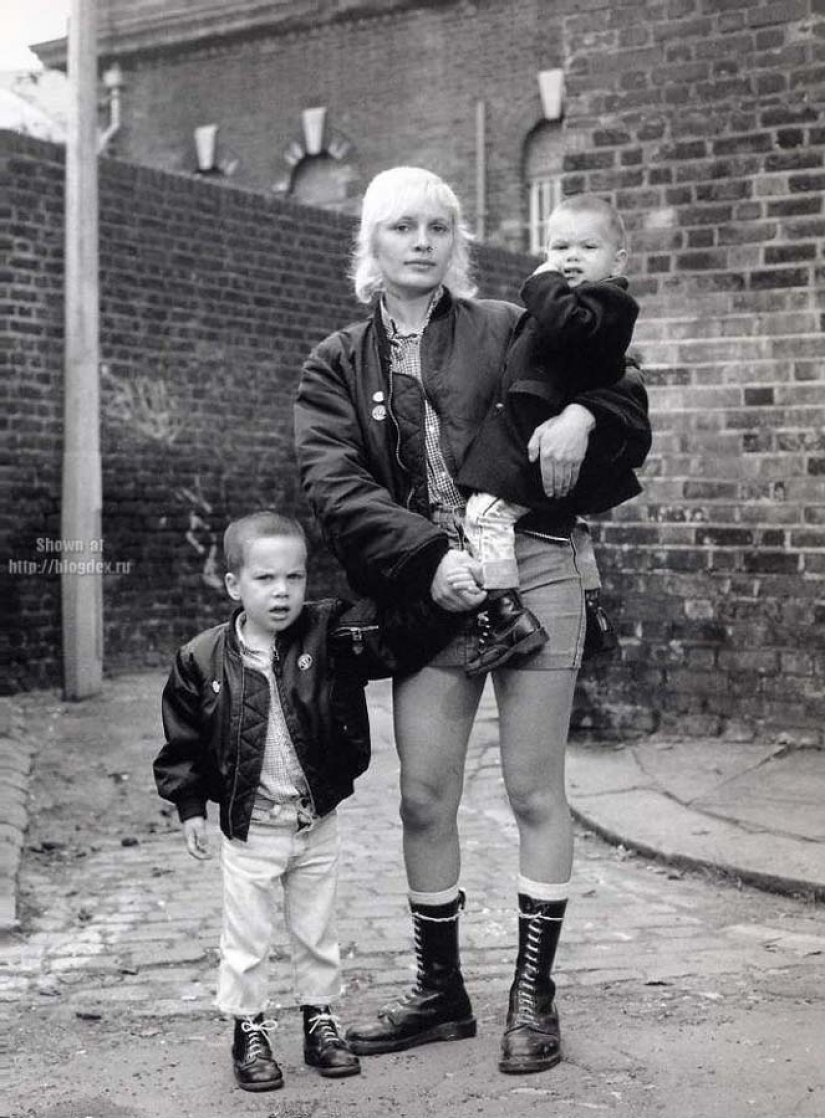 British subcultures of the 1970s and 1990s