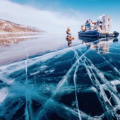 Camina sobre el Baikal helado