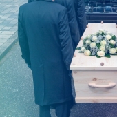 Celebridades que murieron en 2021