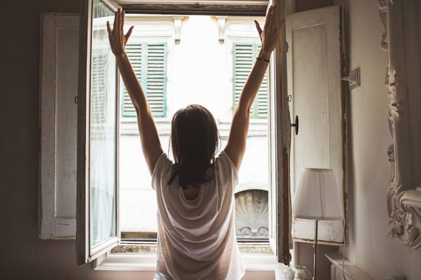 Cheerfulness without coffee: 7 scientific ways to get rid of morning fatigue