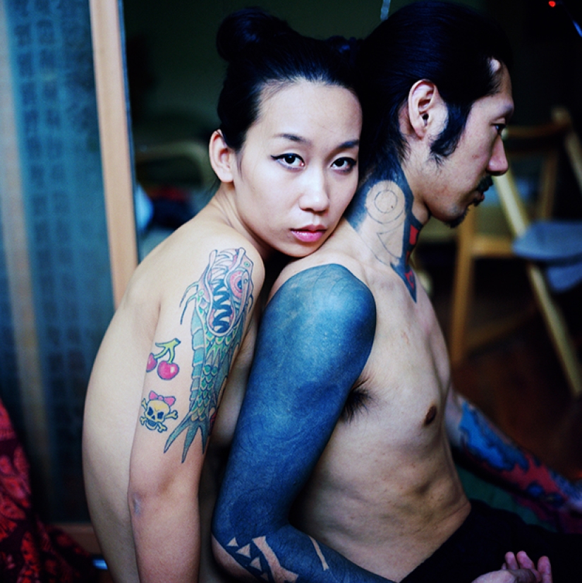 Chicas chinas en desarmando y fotos sinceras por el fotógrafo Luo Yang