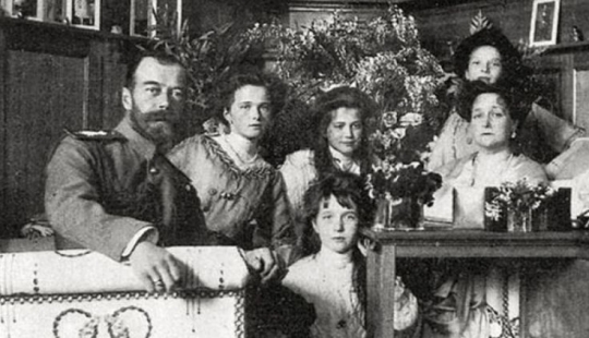 Christmas in a royal way: how was the main winter holiday celebrated in the Romanov family