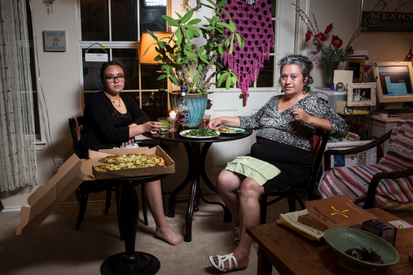 ¿Cómo es la cena, a las familias de los Estadounidenses comunes y corrientes