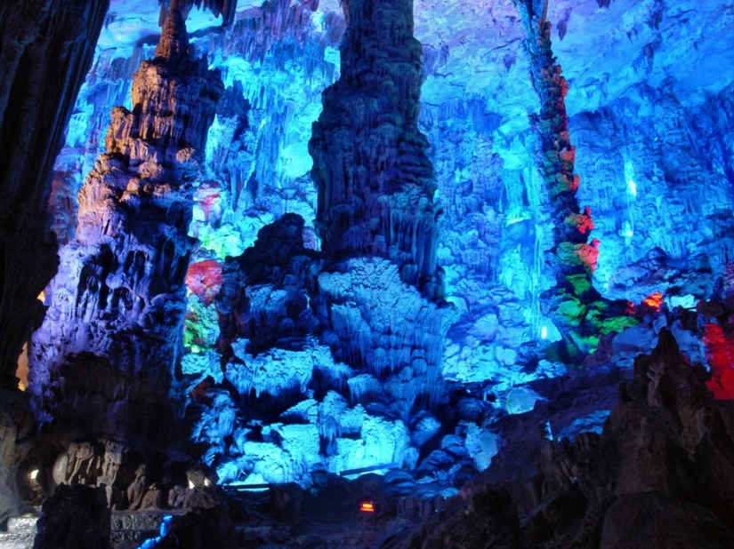 Cueva de la Flauta de Caña