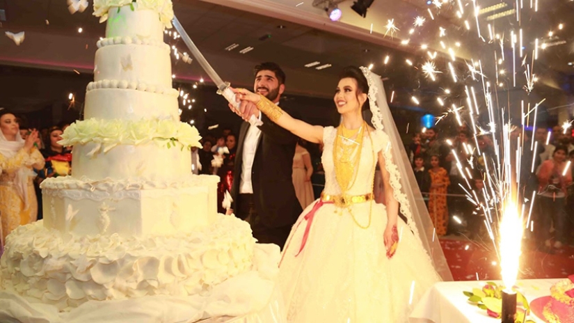 Debunking myths: the whole truth about love, wedding and family in the Arab Emirates