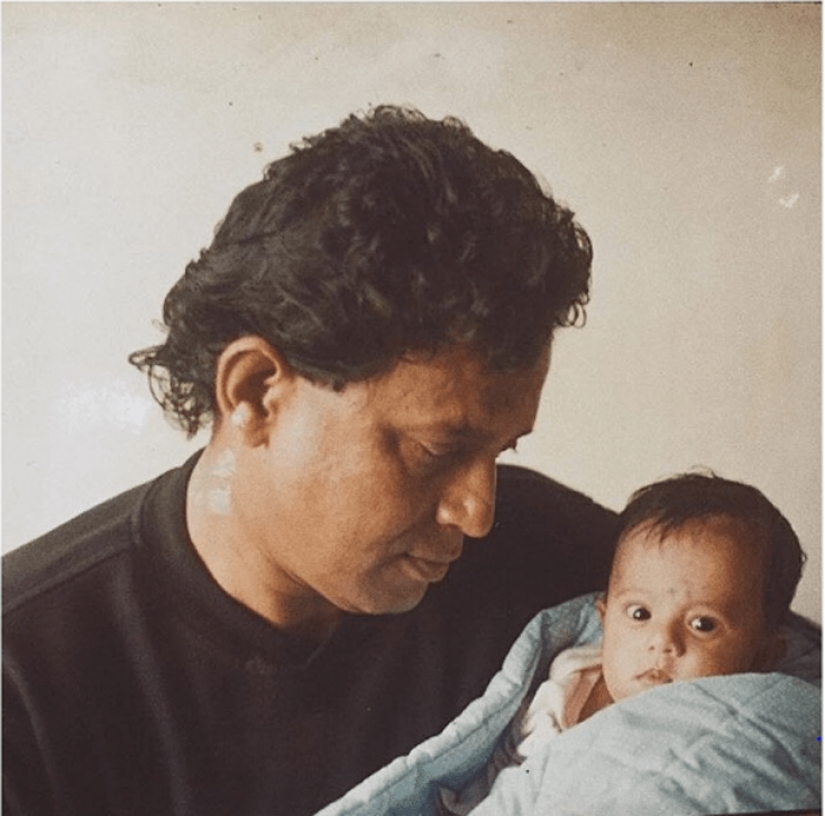 "Disco dancer" Mithun Chakraborty adopted a girl from a garbage dump, and she grew up a beauty