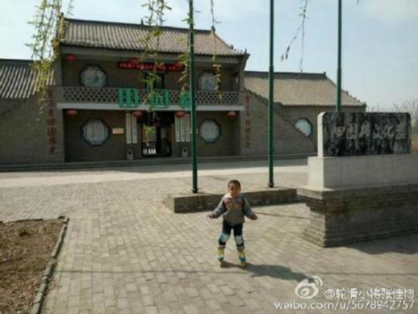 Educación en chino: un niño de 4 años recorrió más de 500 kilómetros en patines