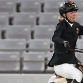 El drama olímpico con un caballo sonriente y un jinete llorando ha generado una ola de memes