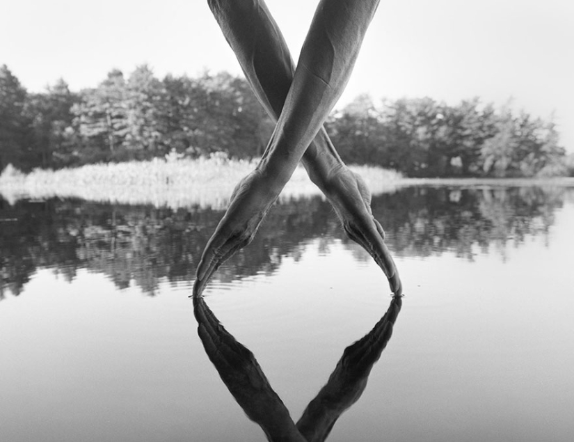 El fotógrafo utiliza su cuerpo desnudo para crear mundos fantásticos