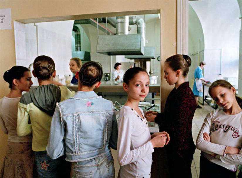 El futuro del ballet ruso en el proyecto fotográfico de mujeres estadounidenses " Desesperadamente impecable»