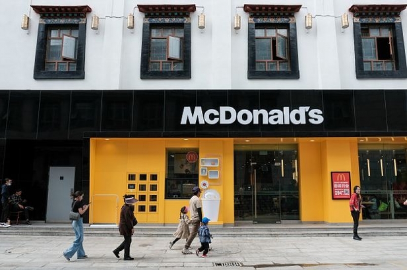 En el Tíbet, se abrió un McDonald's a una altitud de 3700 m sobre el nivel del mar