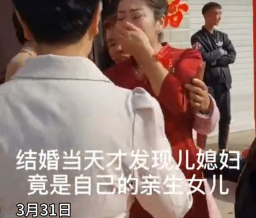 En las bodas en China la madre del novio aprendido en la novia de su hija perdida
