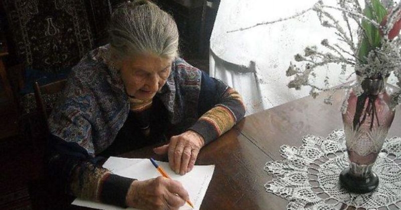 En Vyborg, una anciana se operó a sí misma sin esperar ayuda médica