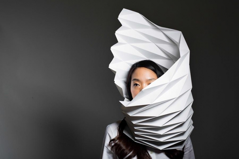 Esculturas de papel calado por Christina Kim