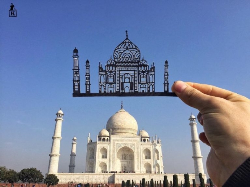 Estas obras fueron realizadas por el artista a partir del papel durante un viaje a la India.