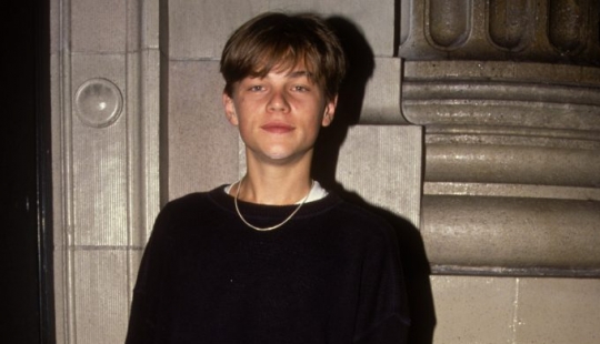 Famous stars when they were 18