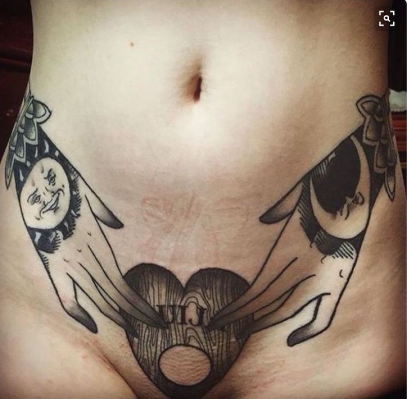 Intim tattoo woman