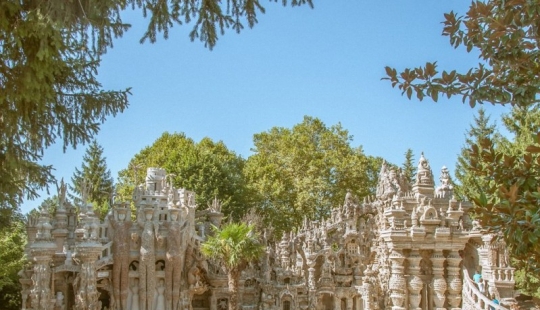 French Postman's Palace French Postman's Palace