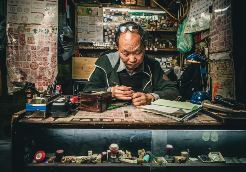 From snake soup to witchcraft: Hong Kong street vendors - in pictures