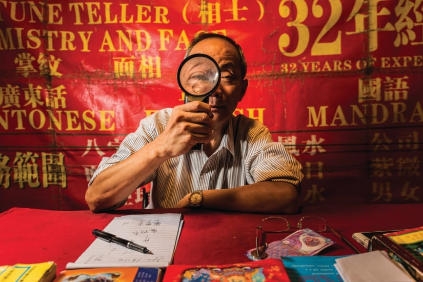 From snake soup to witchcraft: Hong Kong street vendors - in pictures