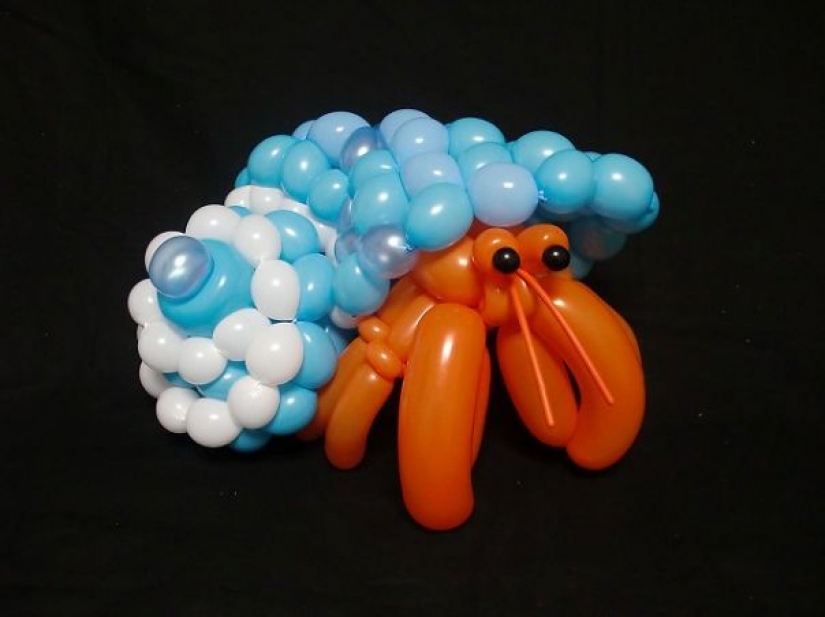 Giro, giro, me quiero engañar: Japonés crea realista figuras de animales con globos