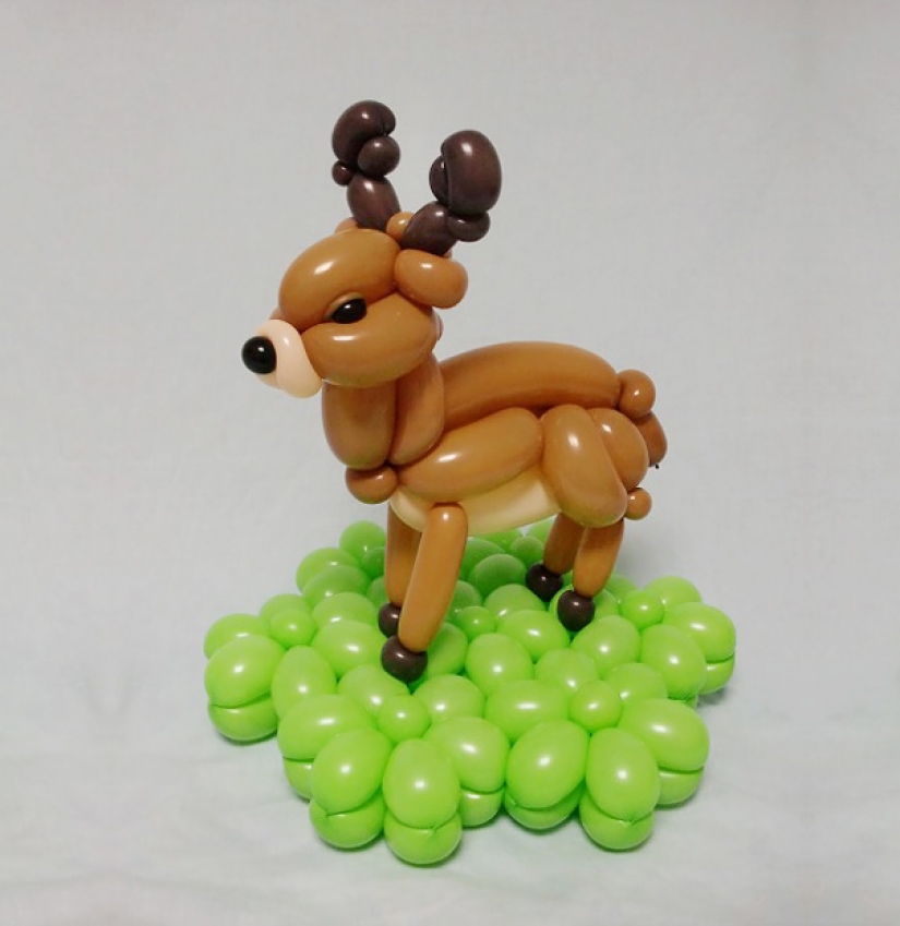 Giro, giro, me quiero engañar: Japonés crea realista figuras de animales con globos
