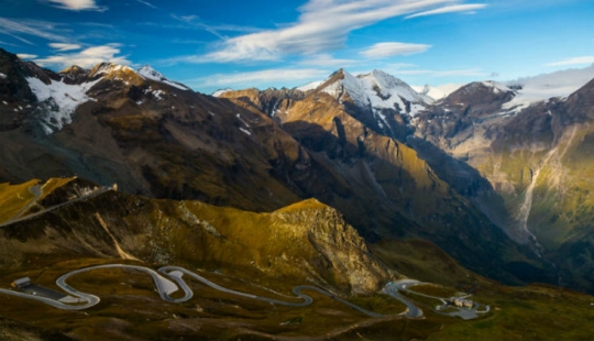 Grossglockner — alta de la carretera Alpina de las más hermosas en el mundo