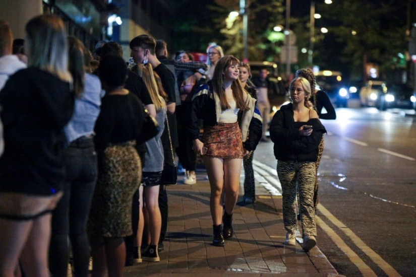 Had a good walk: how British first-year students celebrate the beginning of their studies