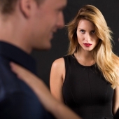 Heave-Ho: the Chinese returns missing husbands to the family, taking them from mistresses