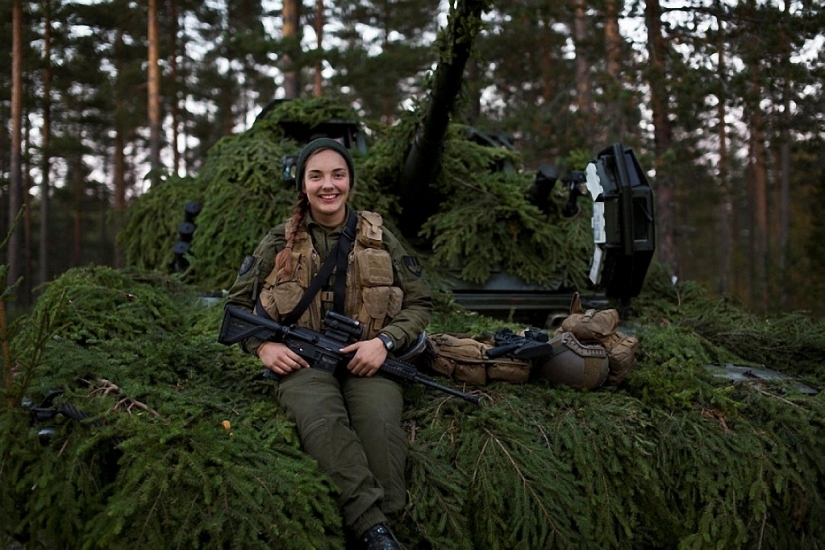 Hermosa la mitad ejército noruego