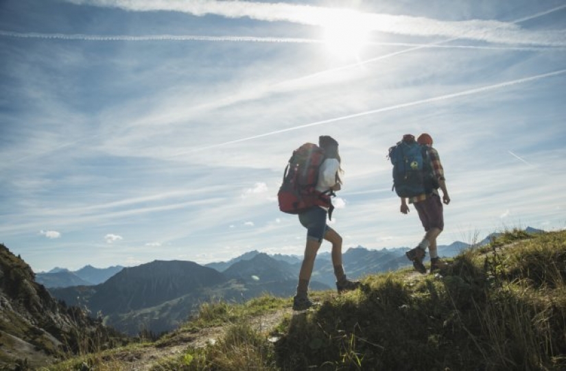 Hiking safety rules