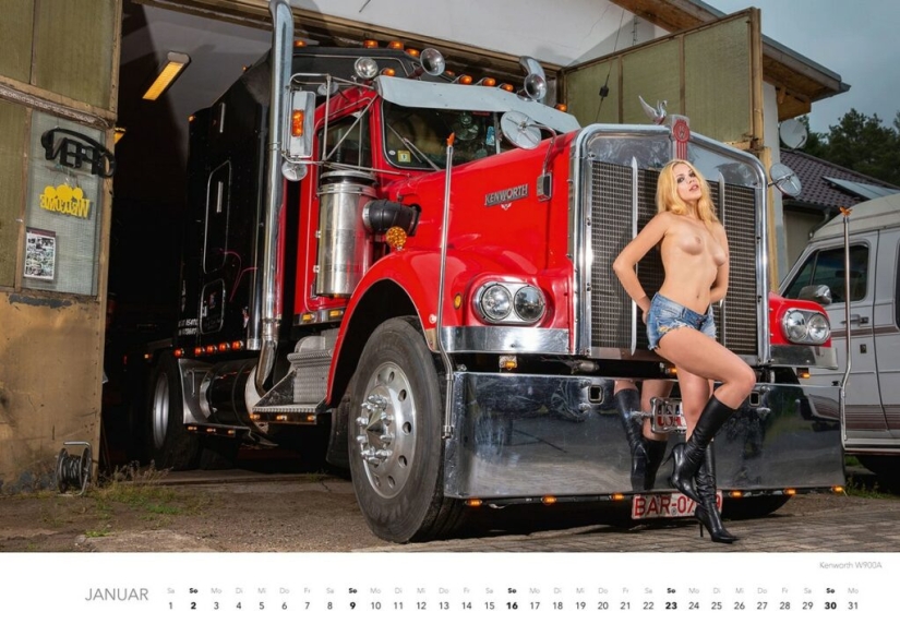 Hot girls and mighty trucks in the erotic calendar "Trucker-Träume Kalender 2022"
