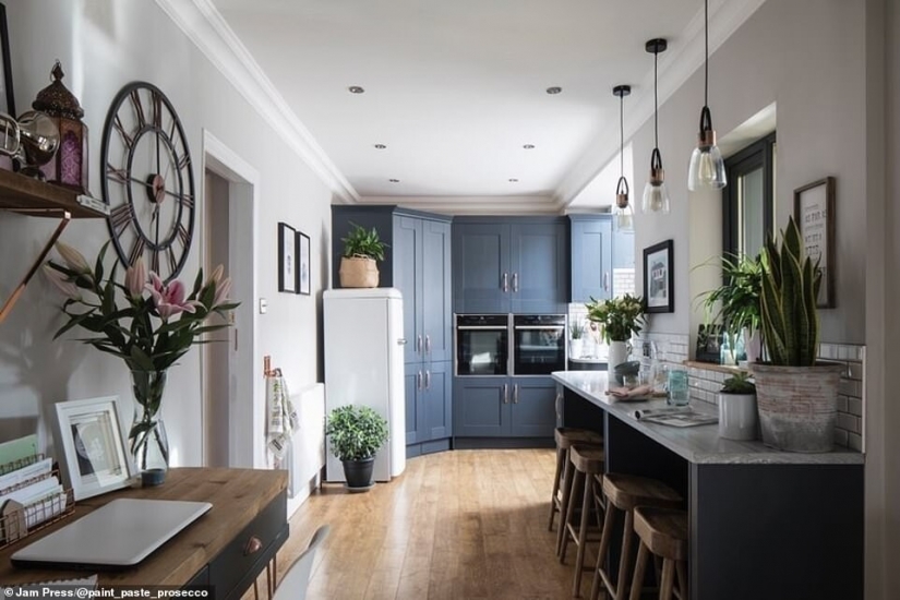 How a married couple from Britain independently remodeled their 1930s house