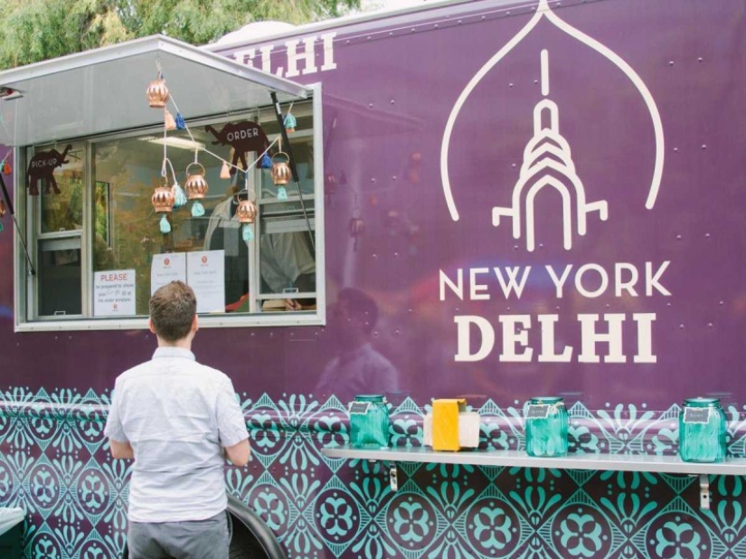 How Google Feeds Its Employees Free Food with a Cafe on Wheels