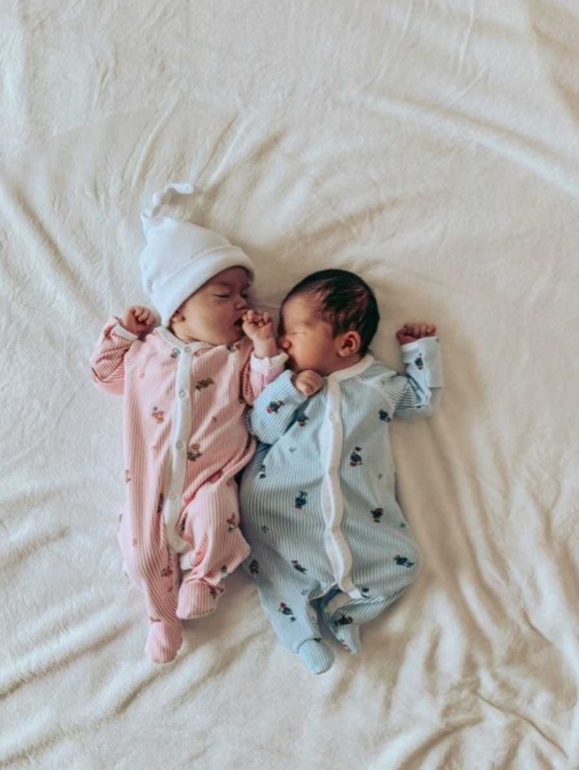 How lesbian spouses simultaneously became pregnant and gave birth to " twins»