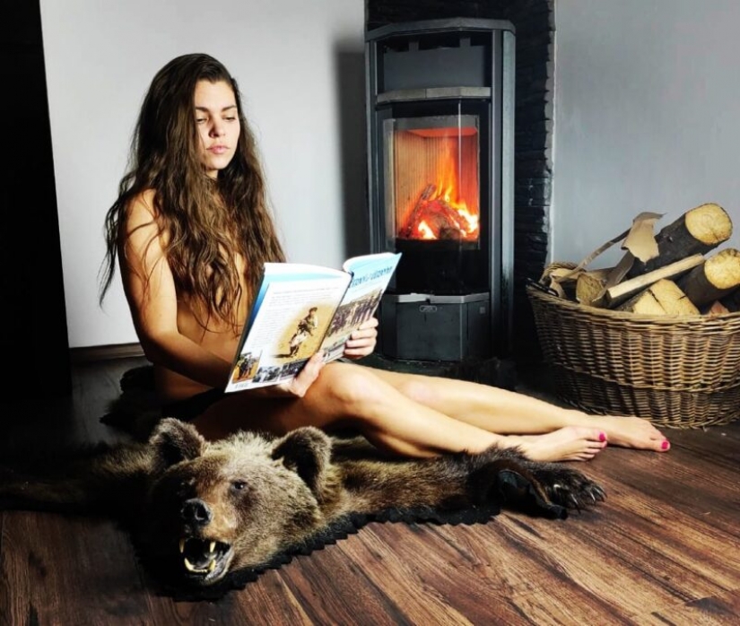 Huntress vende sus fotos eróticas con animales sacrificados por el bien de la protección de la naturaleza