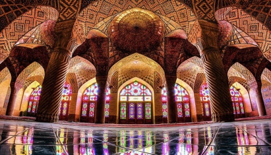 Hypnotic patterns of Iranian mosques