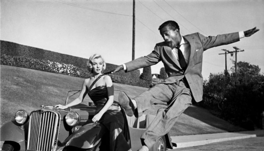 Icónica foto de Frank de la pena, capturado estrellas de Hollywood de la década de 1950‑erótico