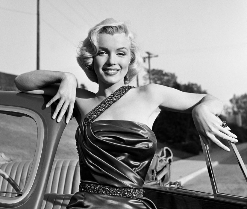 Iconic photo by Frank worth, captured Hollywood stars of the 1950‑ies
