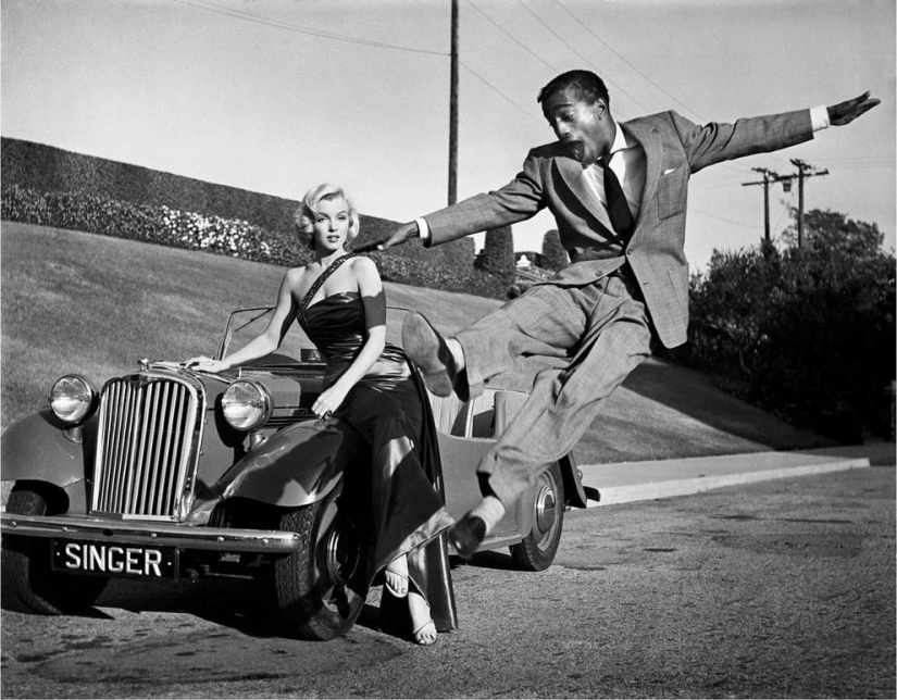 Iconic photo by Frank worth, captured Hollywood stars of the 1950‑ies